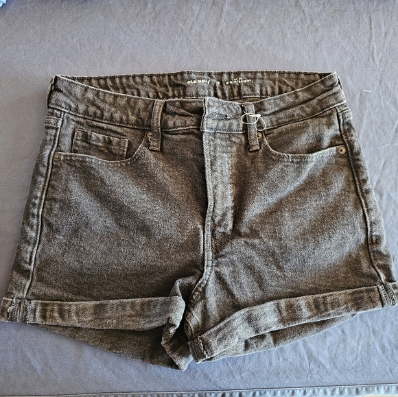 Old Navy shorts - Picture 1 of 3